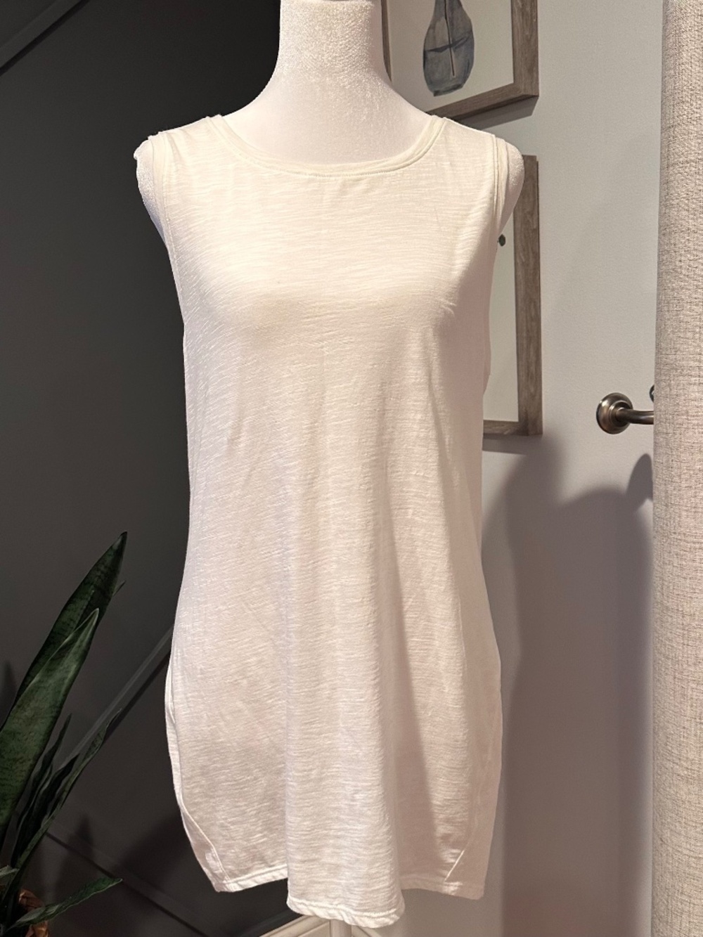 Athleta White Sports Athletic Top Size Small